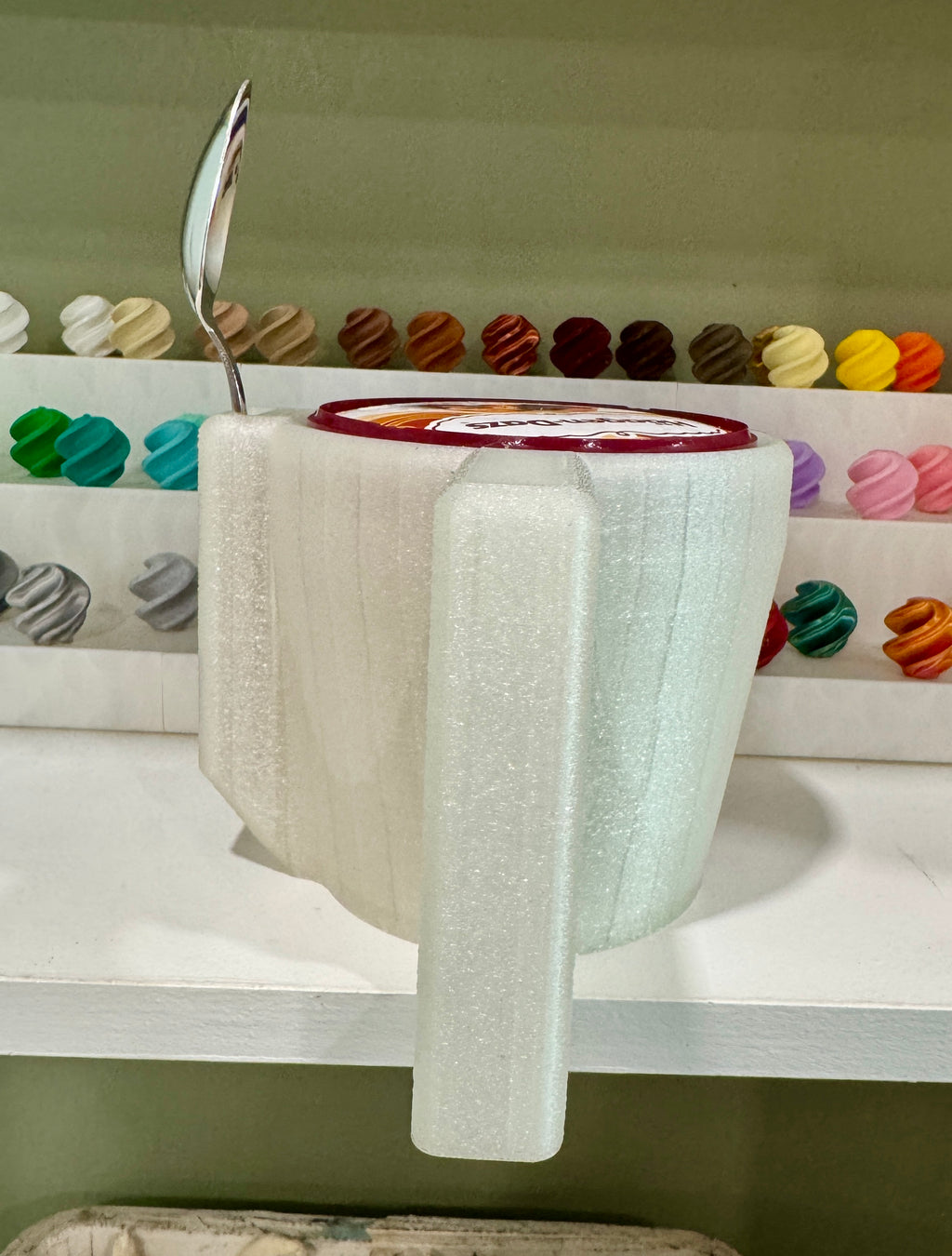 Ice Cream Pint Holder, Handle & Spoon Slot