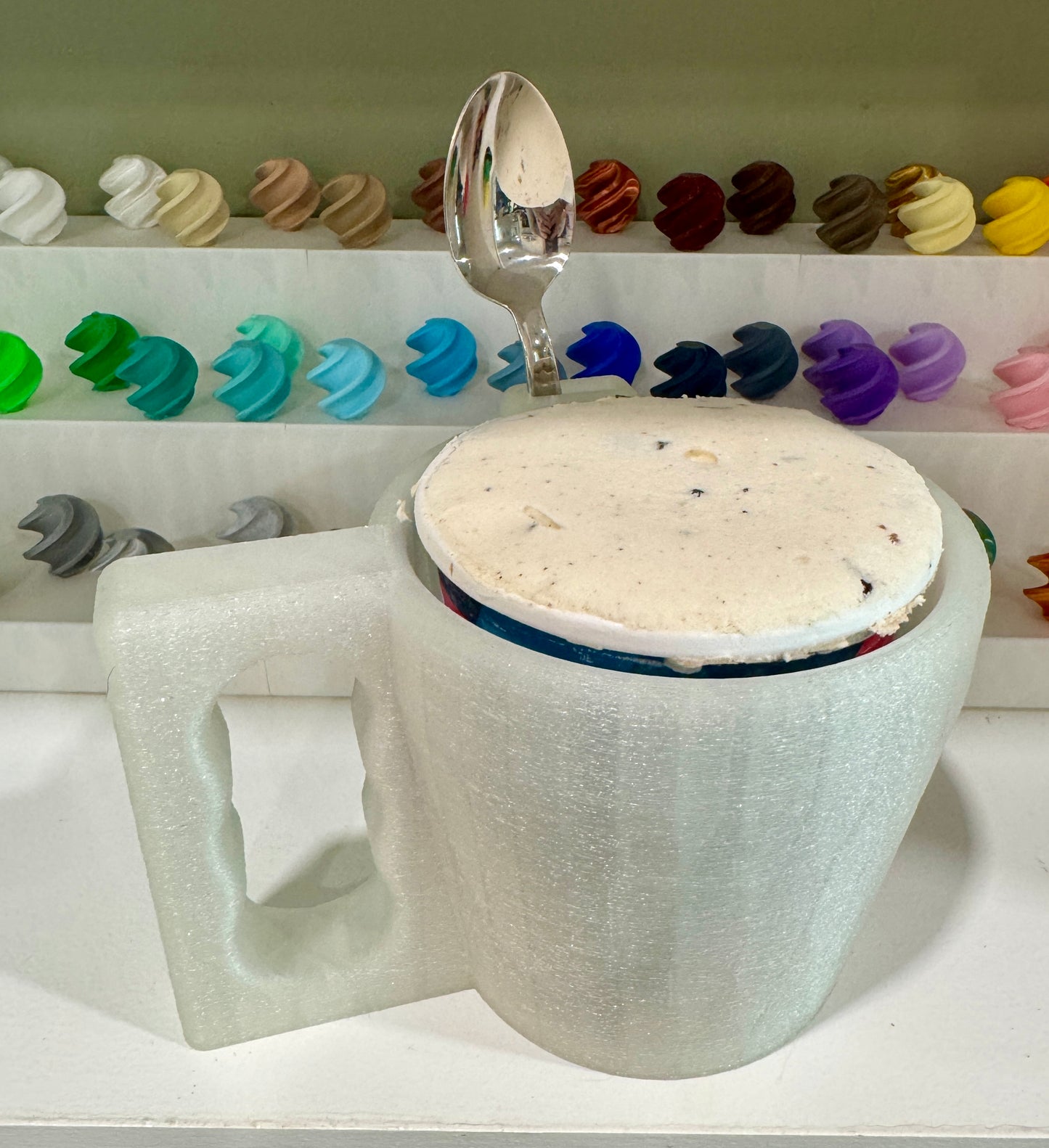 Ice Cream Pint Holder, Handle & Spoon Slot