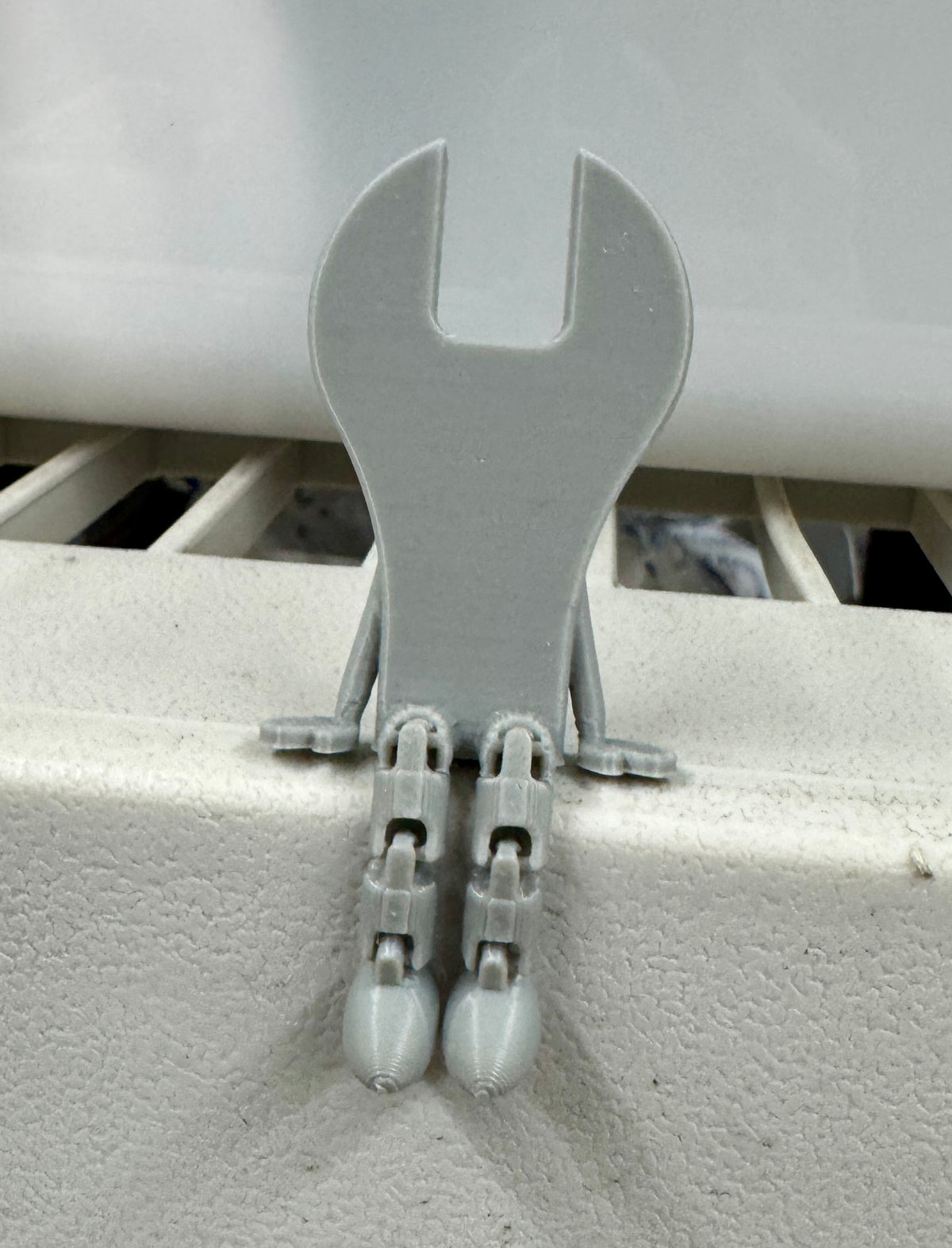 End Wrench Buddy w/ Flexi Legs