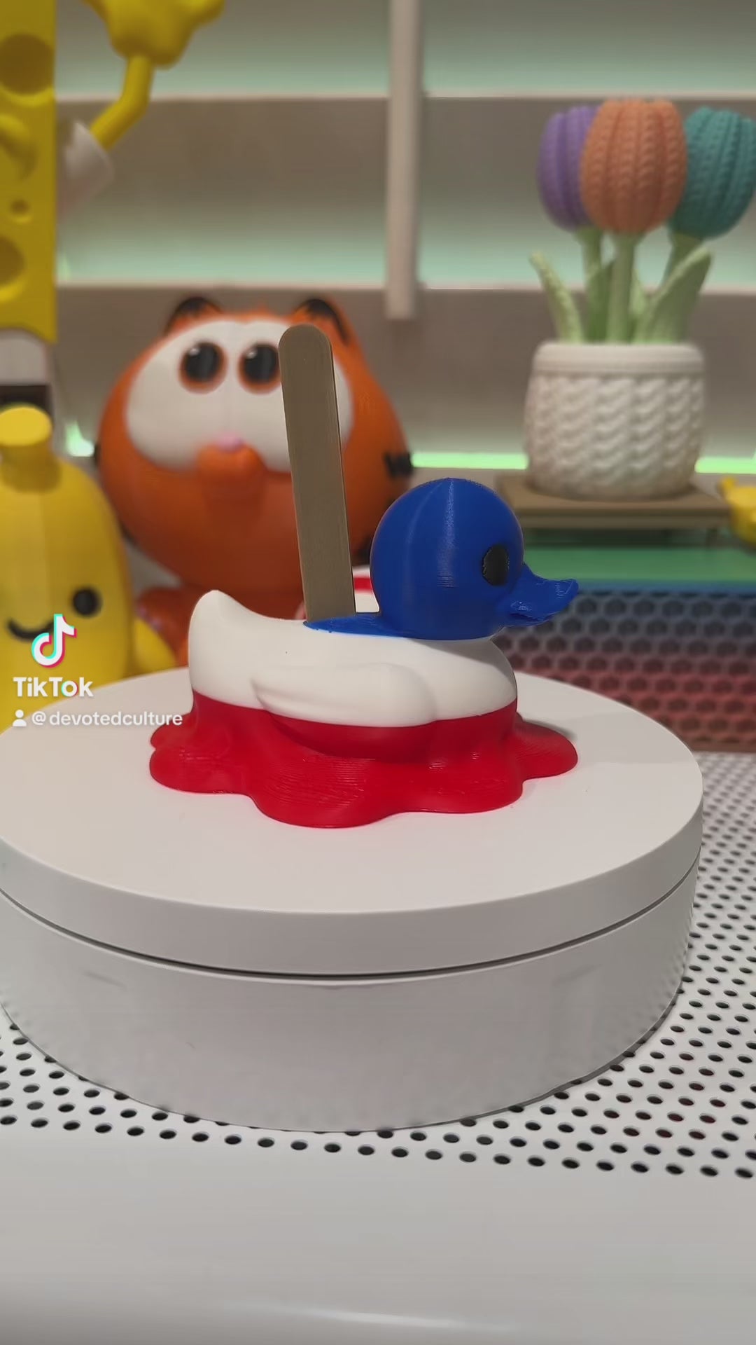 Melted Bombpop Popsicle Duck